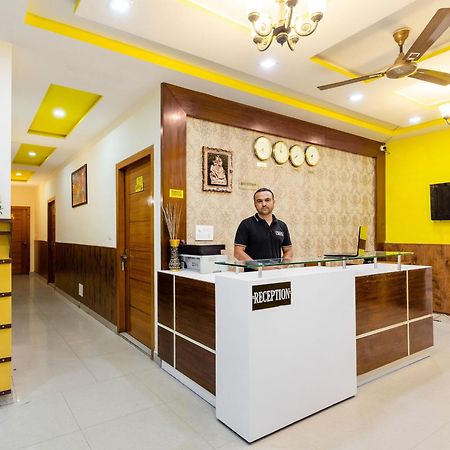 The Hosteller Agra Агра Екстериор снимка
