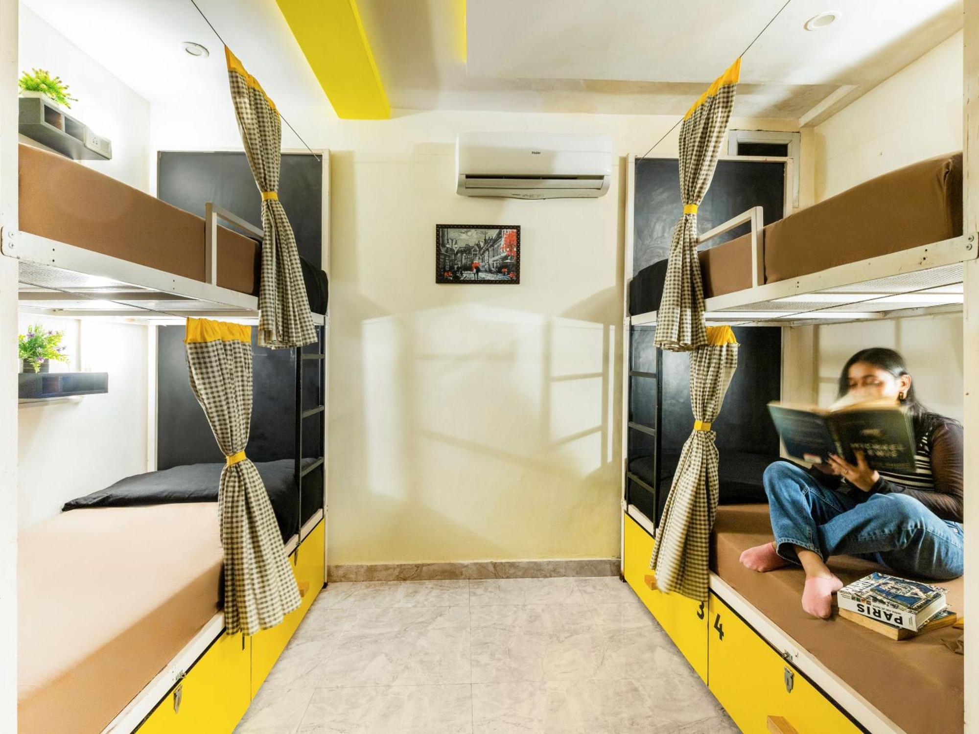The Hosteller Agra Агра Стая снимка
