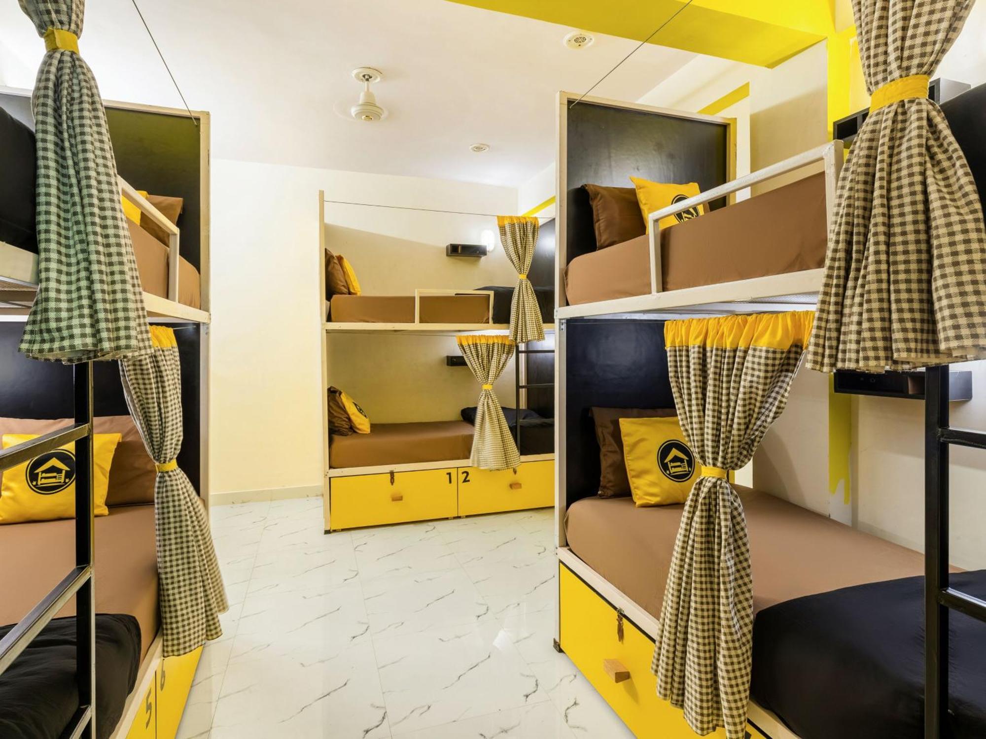 The Hosteller Agra Агра Стая снимка