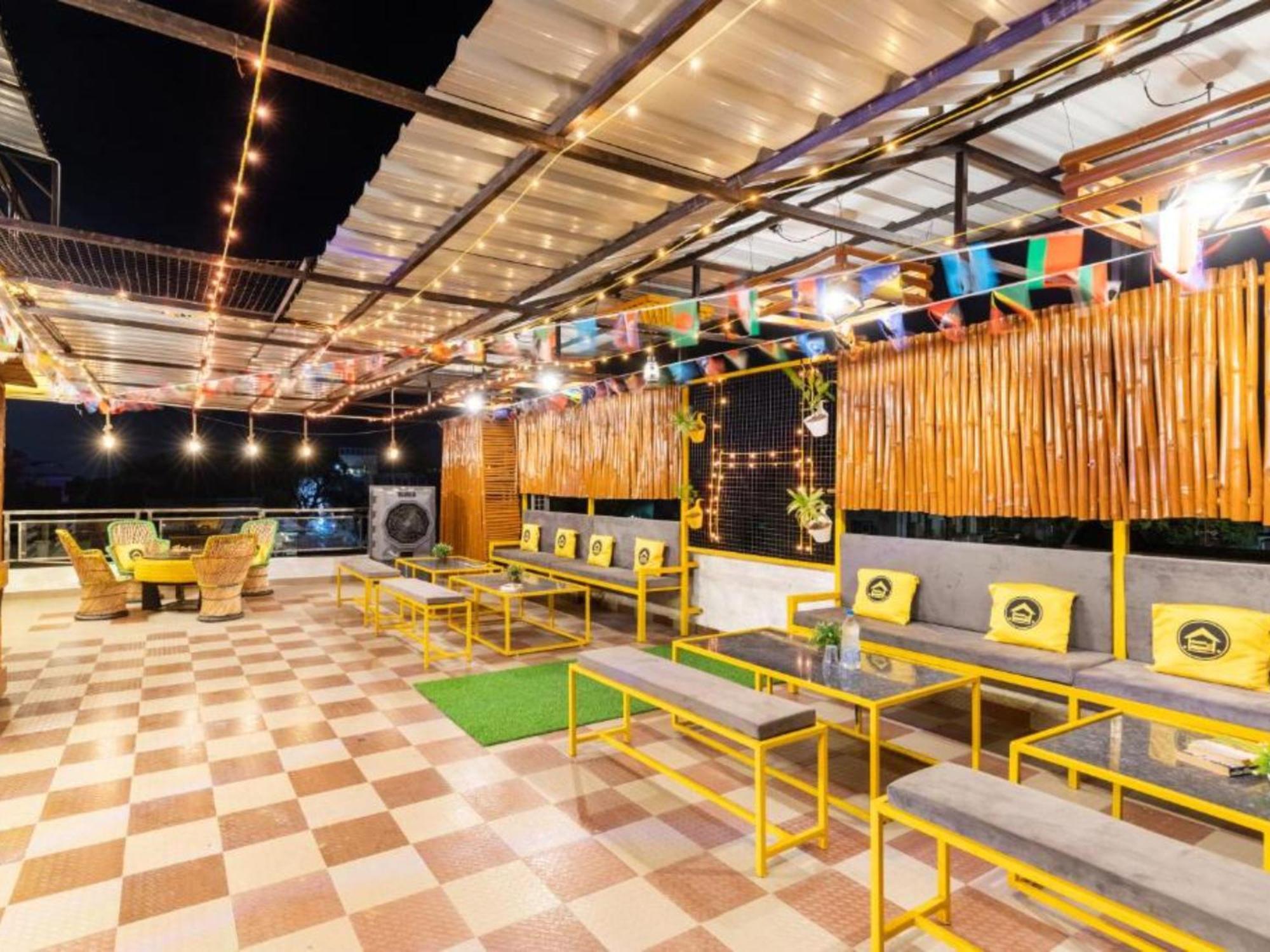 The Hosteller Agra Агра Екстериор снимка