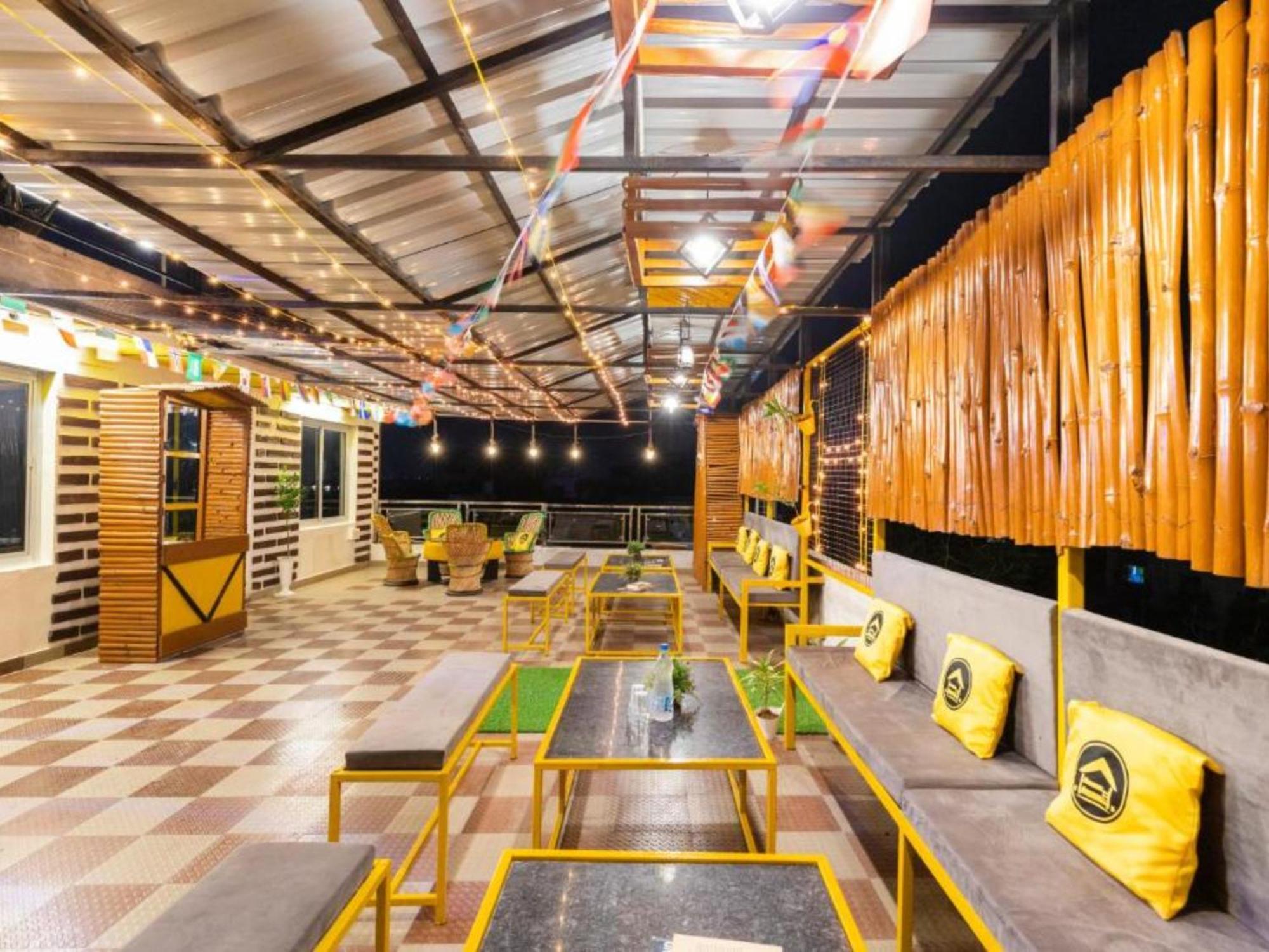 The Hosteller Agra Агра Екстериор снимка