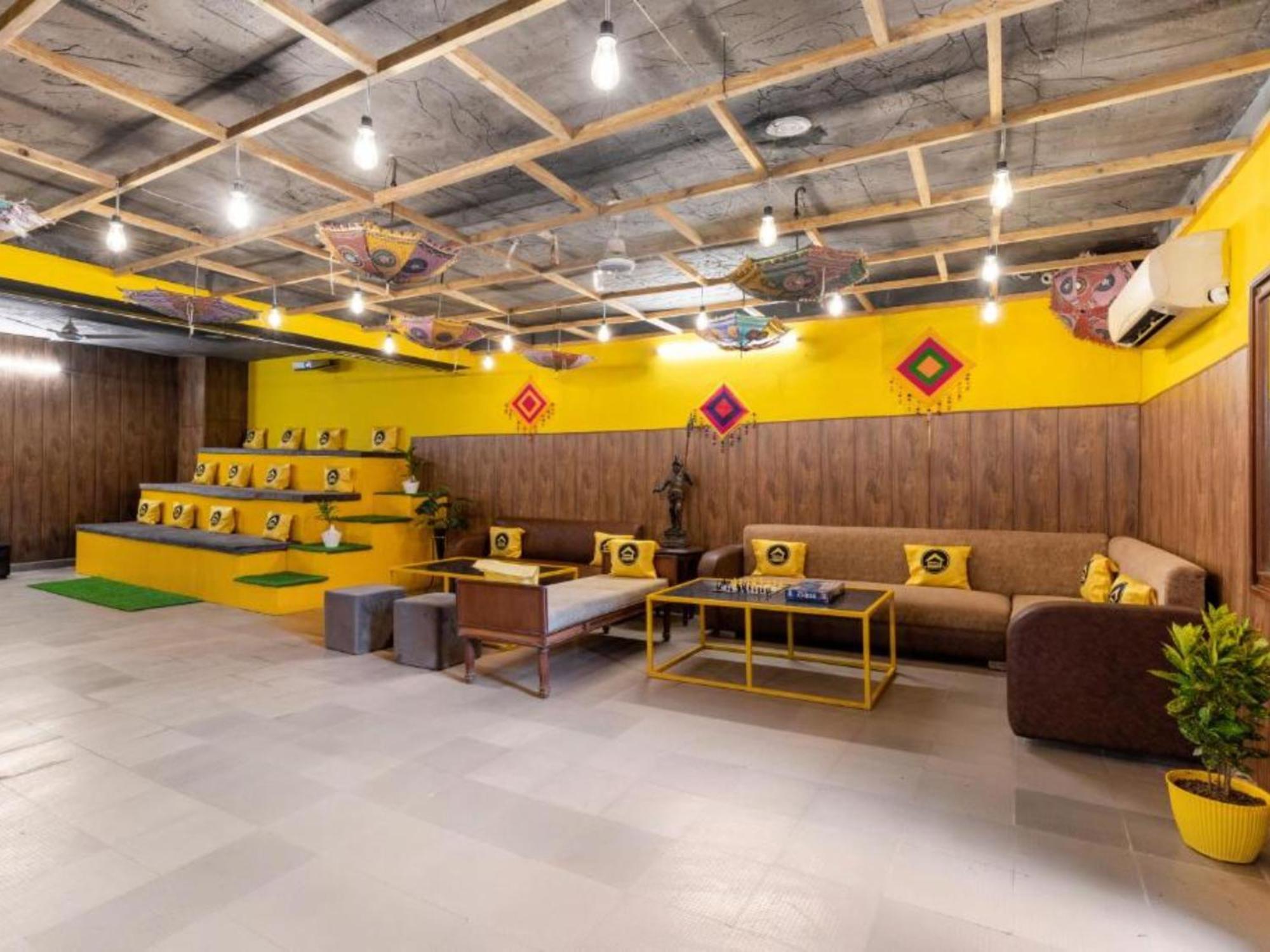 The Hosteller Agra Агра Екстериор снимка